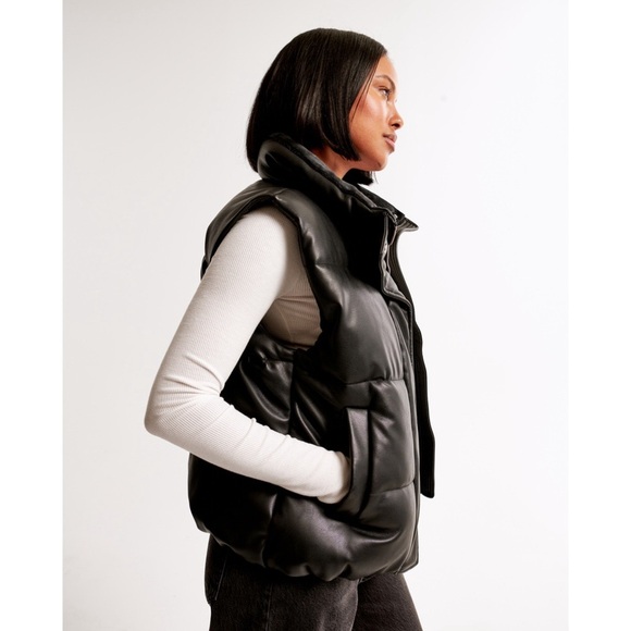 Abercrombie Womens Vegan Leather Puffer Vest Black Ultra Collection Size XL - Picture 2 of 11